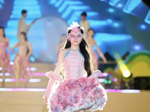 Đại sứ du lịch Trần Mai Trang – Cô học trò đa tài tỏa sáng cùng thời trang và nghệ thuật tại Lào Cai Fashion Show mùa 3