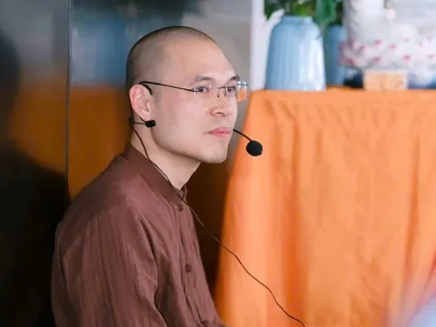 Hành trình thức tỉnh và lan tỏa chánh pháp từ góc nhìn của thầy Phước Minh